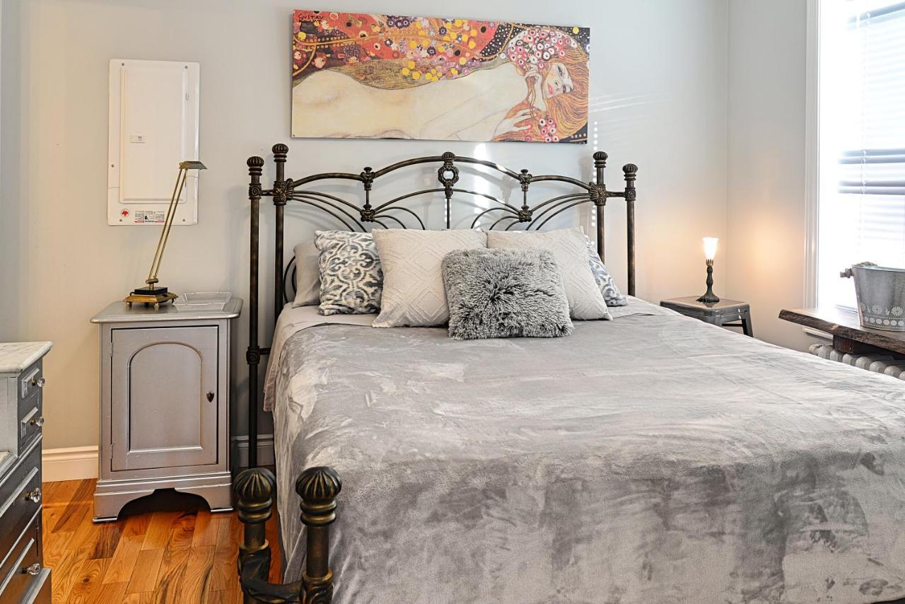 Ottawa Downtown Executive Apartment Retreat With Private Balcony Near Bank Street - Sleep Max 2 Eksteriør billede