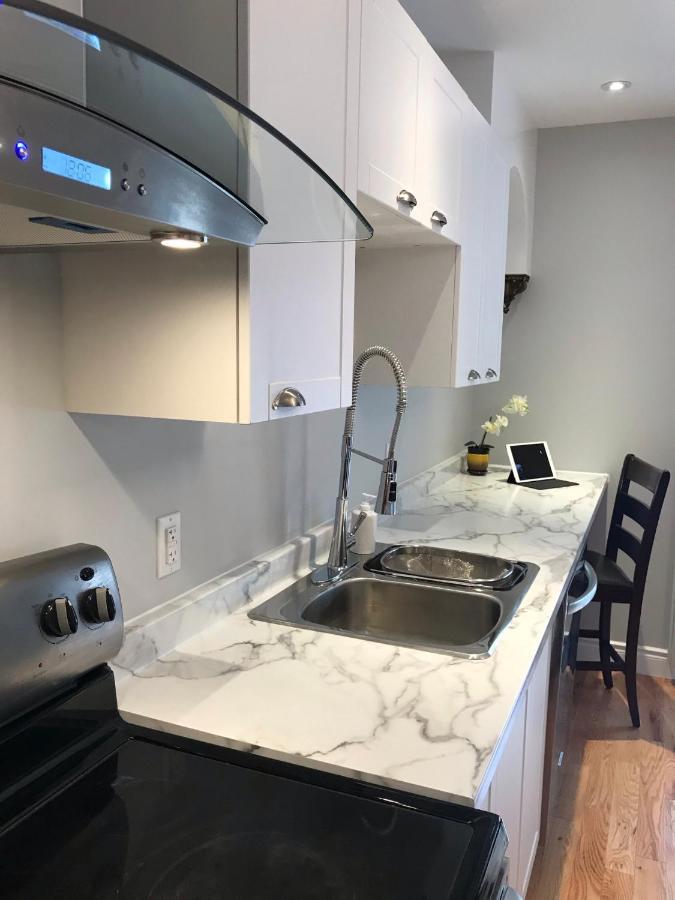 Ottawa Downtown Executive Apartment Retreat With Private Balcony Near Bank Street - Sleep Max 2 Eksteriør billede